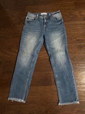 KanCan Light Blue Cropped Frayed-Hem Jeans